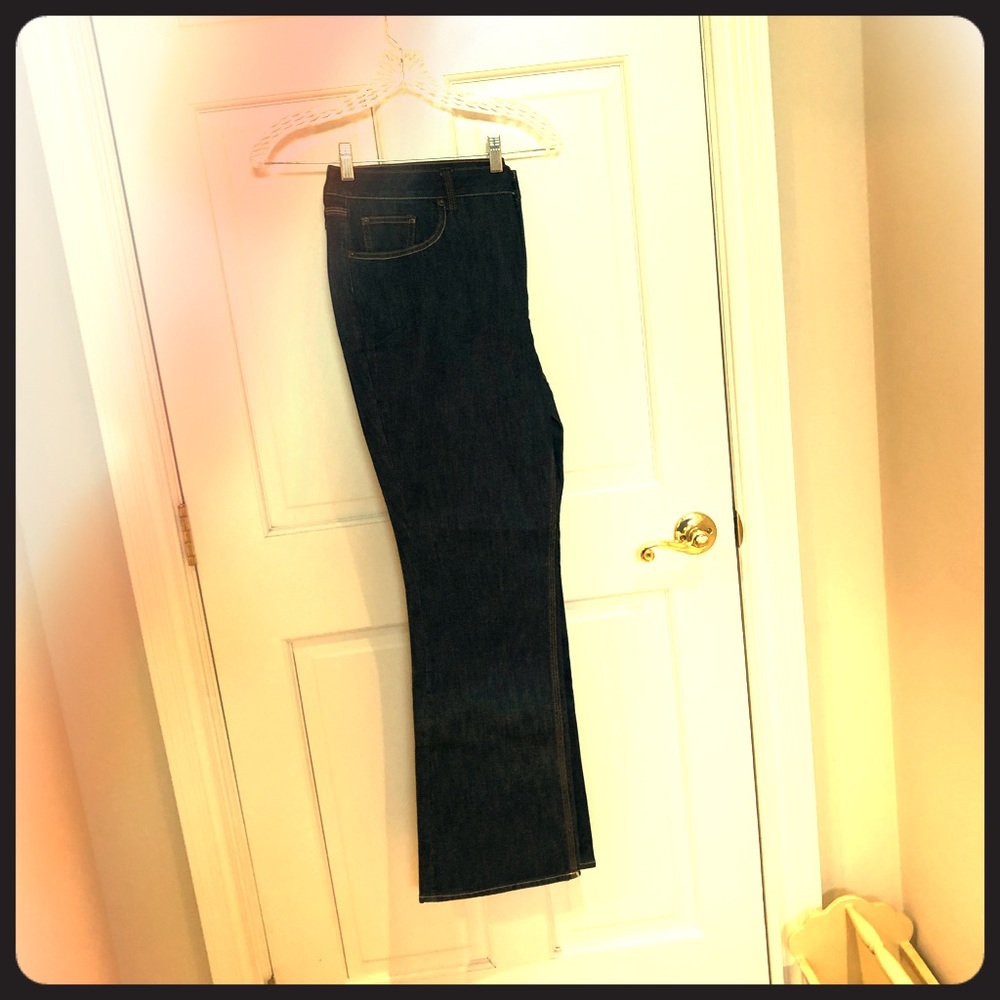 Bootcut Jeans size 18 average height